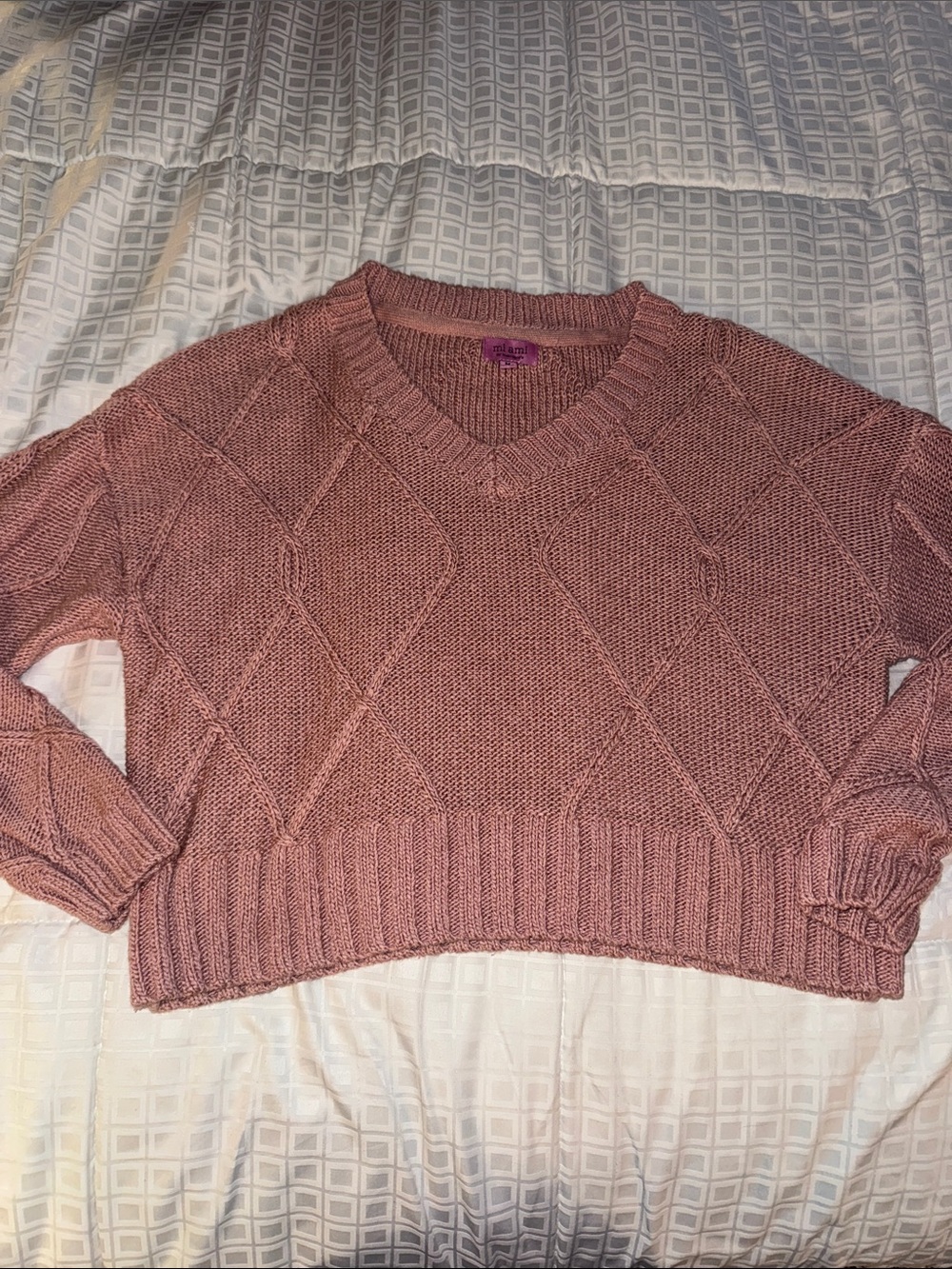 miami Mauve Pink V-Neck Cable Knit Sweater